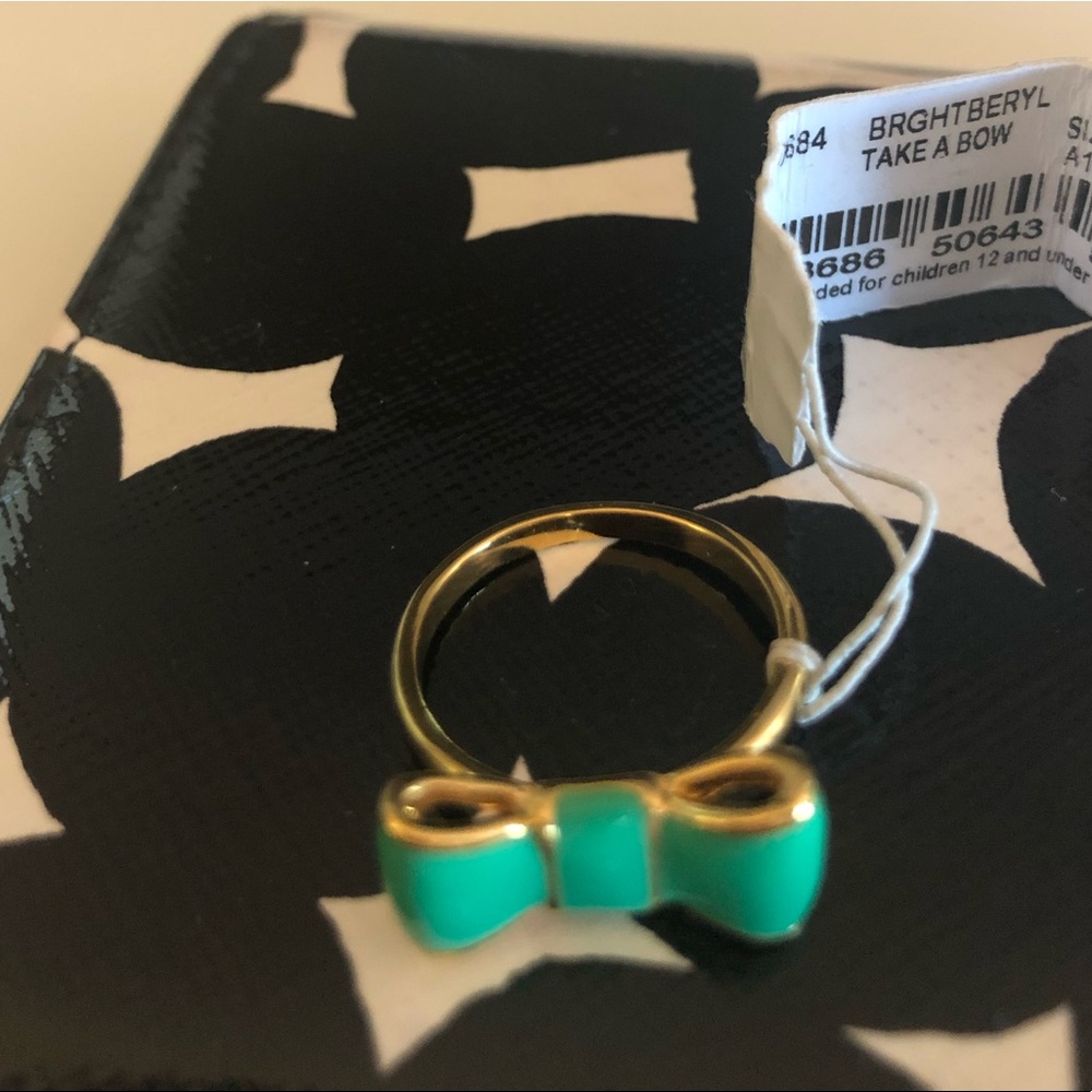 Kate Spade Take a Bow ring NWT